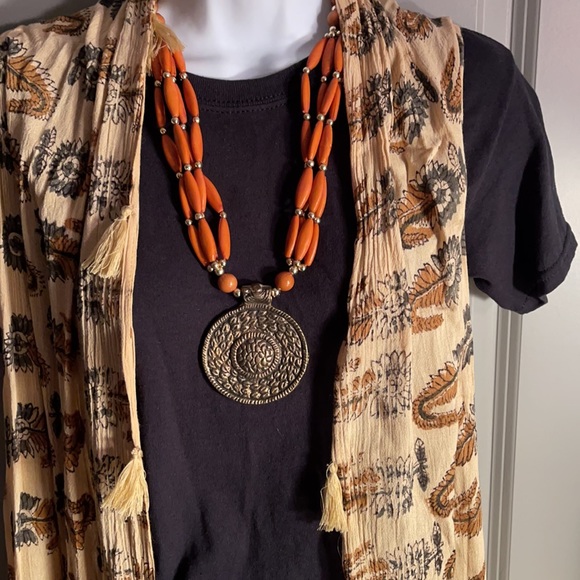 NWT. Handmade Beaded Necklace by Sacred Threads - Picture 3 of 3